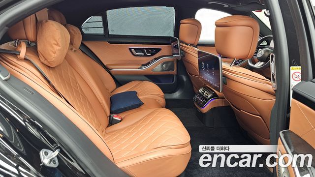 Mercedes-Benz S-Класс 2022