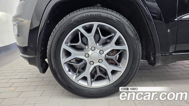 Jeep Cherokee 2021