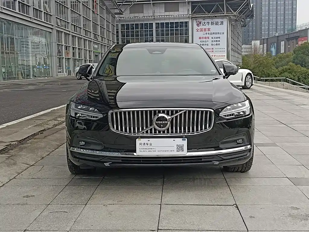 Volvo S90 2024