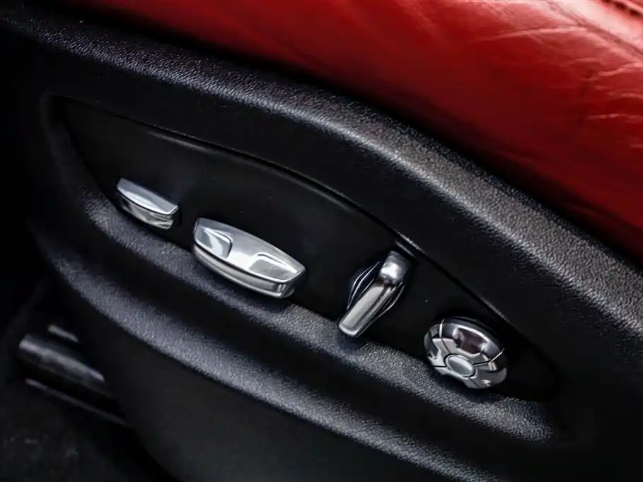 Porsche Cayenne 2021