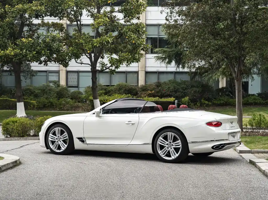 Bentley Continental 2024