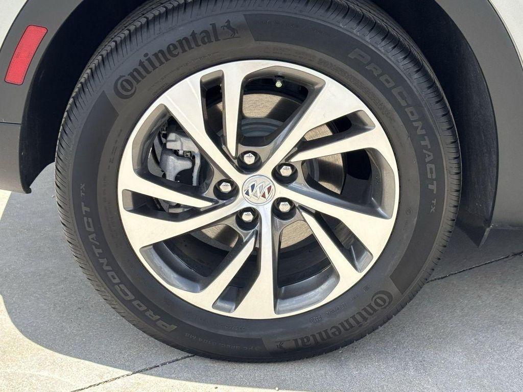 Buick Envision 2023