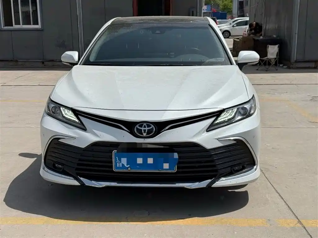 Toyota Camry 2023