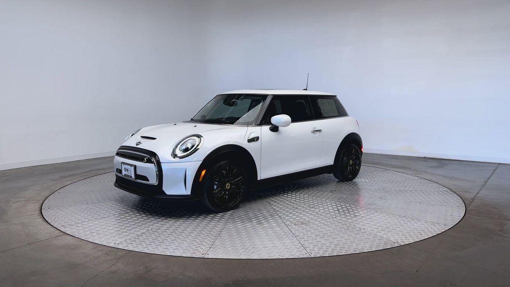 Mini Hardtop 2024