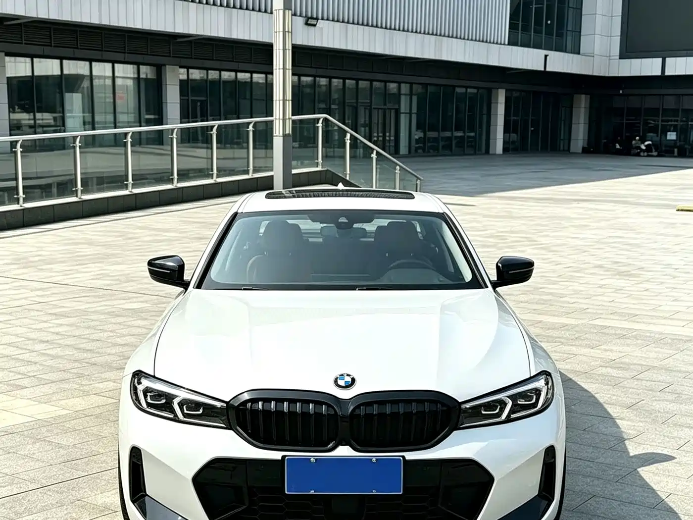 BMW 3 серии 2025
