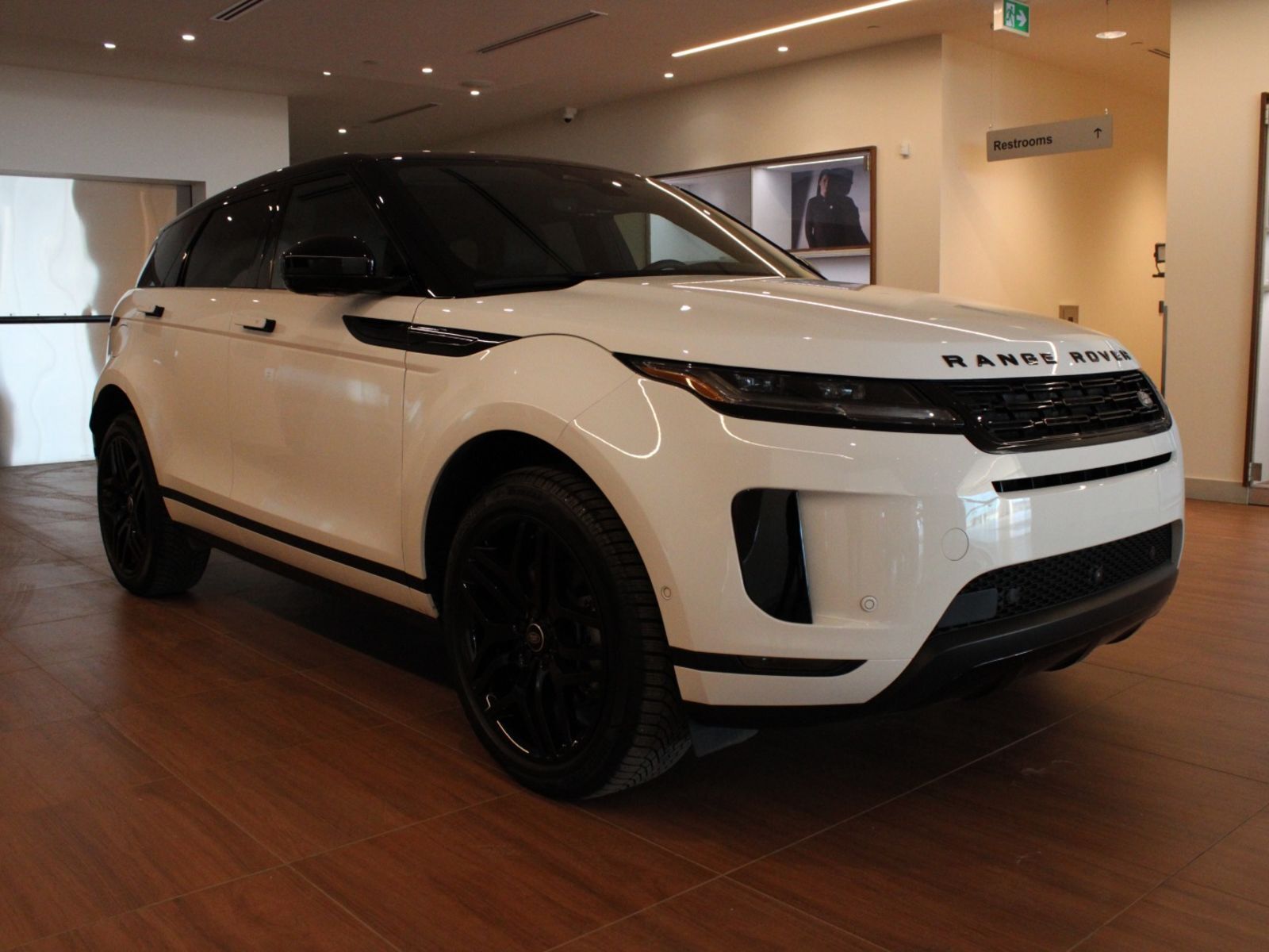 Land Rover Range Rover Evoque 2025