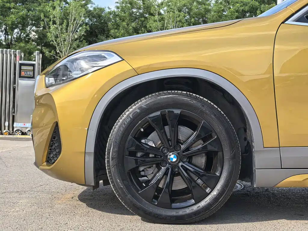 BMW X2 2021