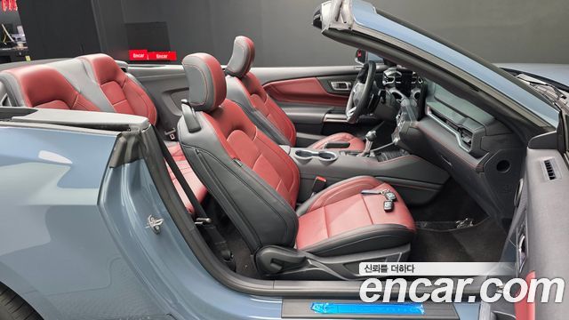 Ford Mustang 2024