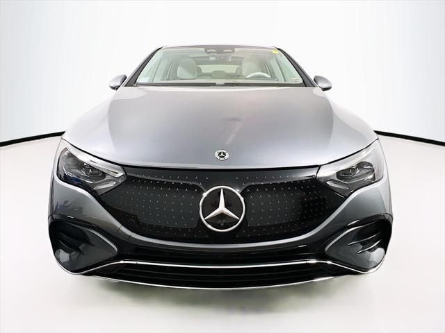 Mercedes-Benz EQE 2024