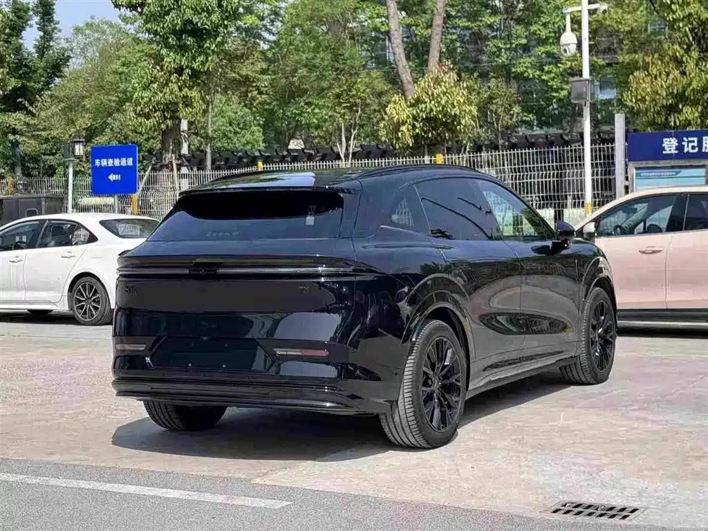 Zeekr 7X 2024