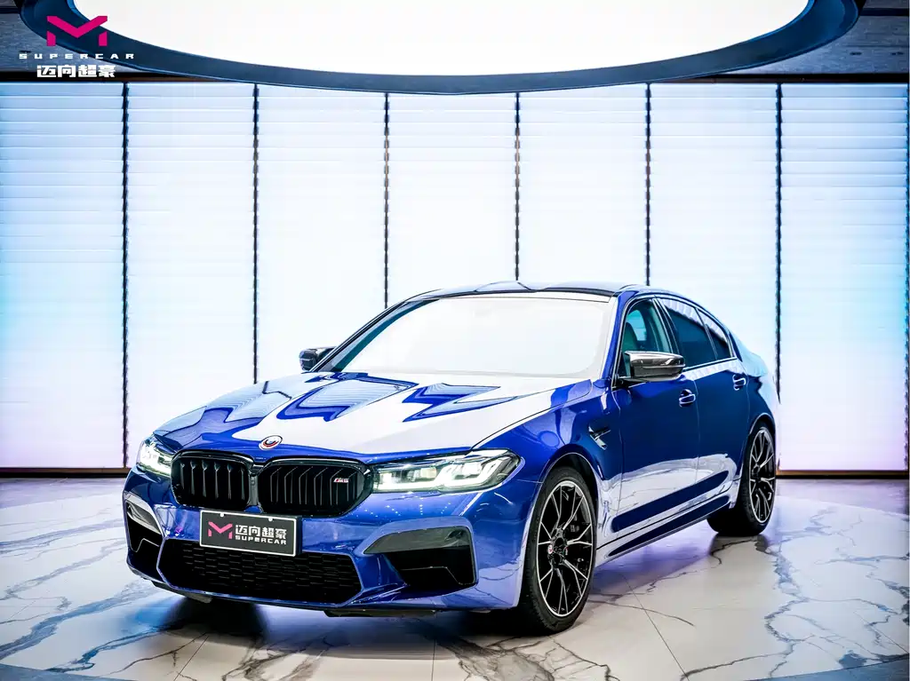 BMW M5 2023