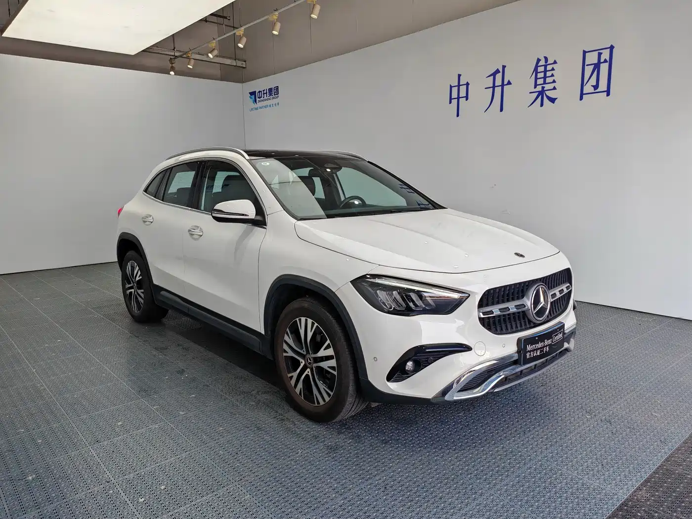 Mercedes-Benz GLA 2025