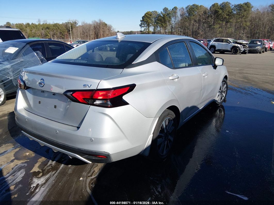 Nissan Versa 2021