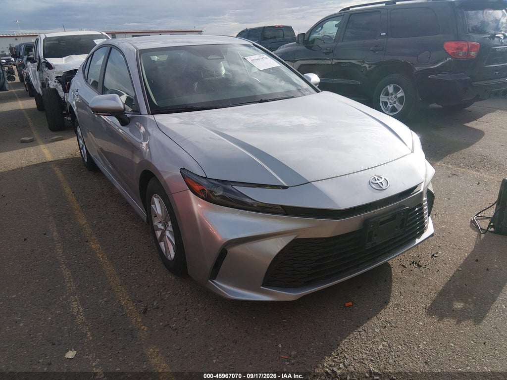 Toyota Camry 2025