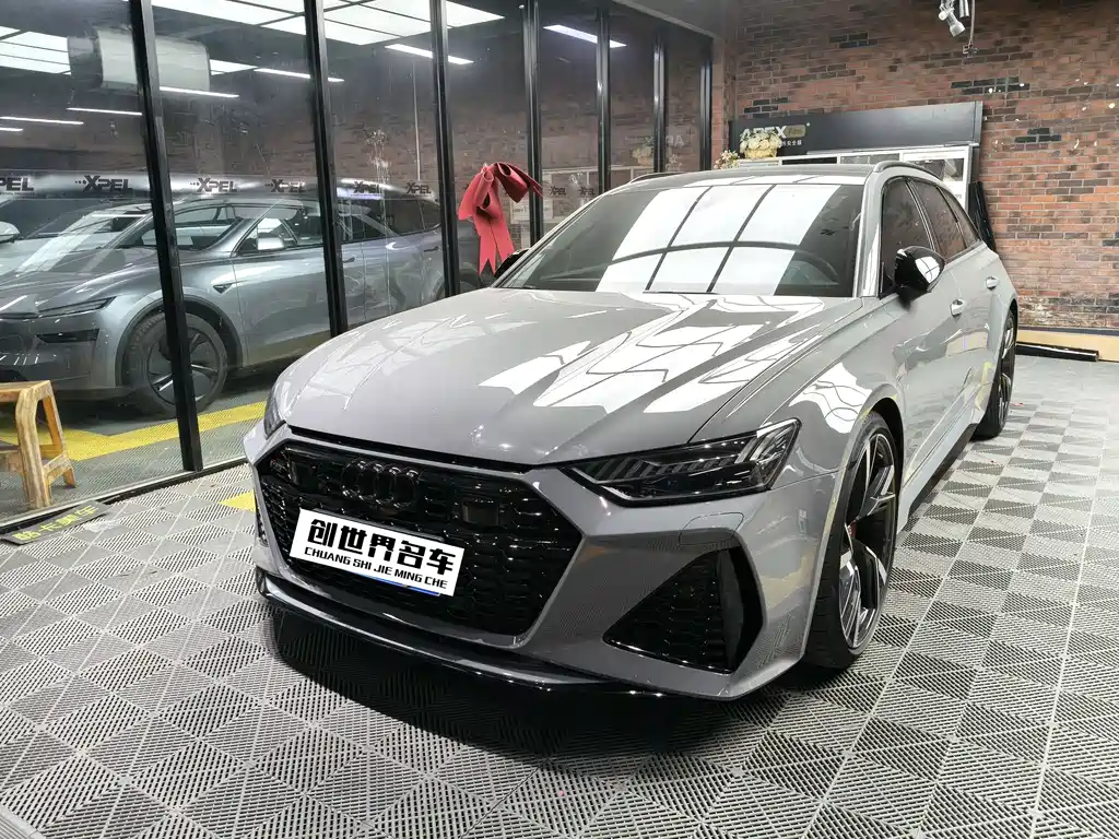 Audi RS 6 2023
