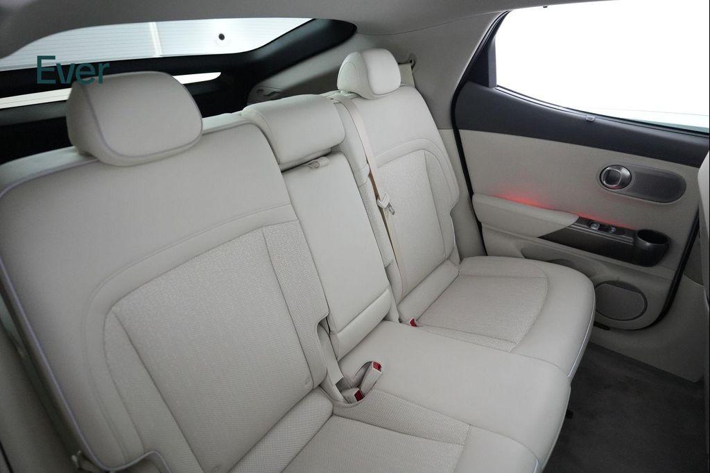 Genesis GV60 2023