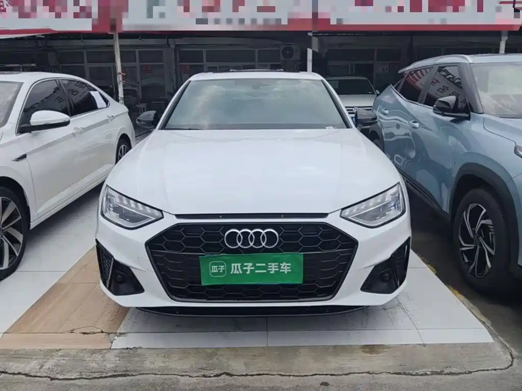 Audi A4 2025