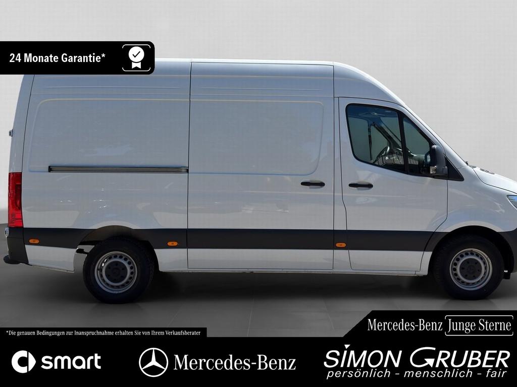 Mercedes-Benz SPRINTER 2025