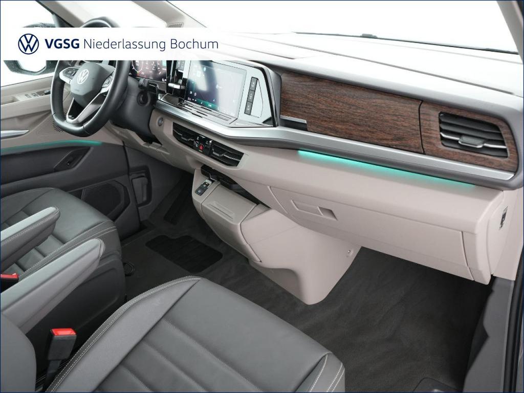 Volkswagen T7 MULTIVAN 2025