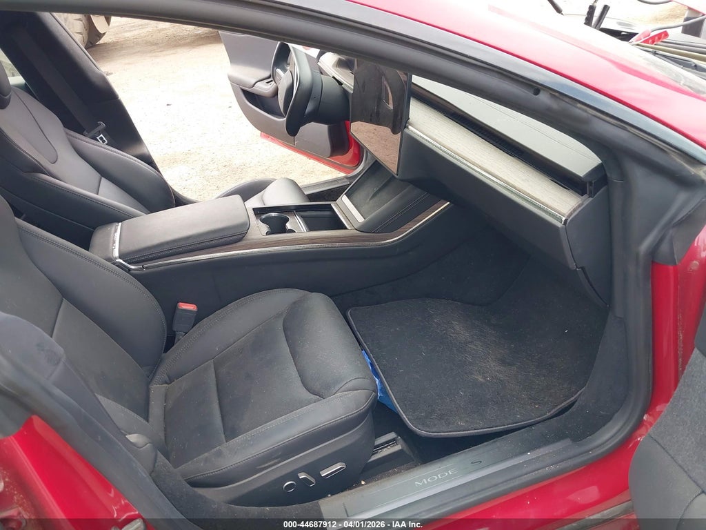 Tesla Model S 2021