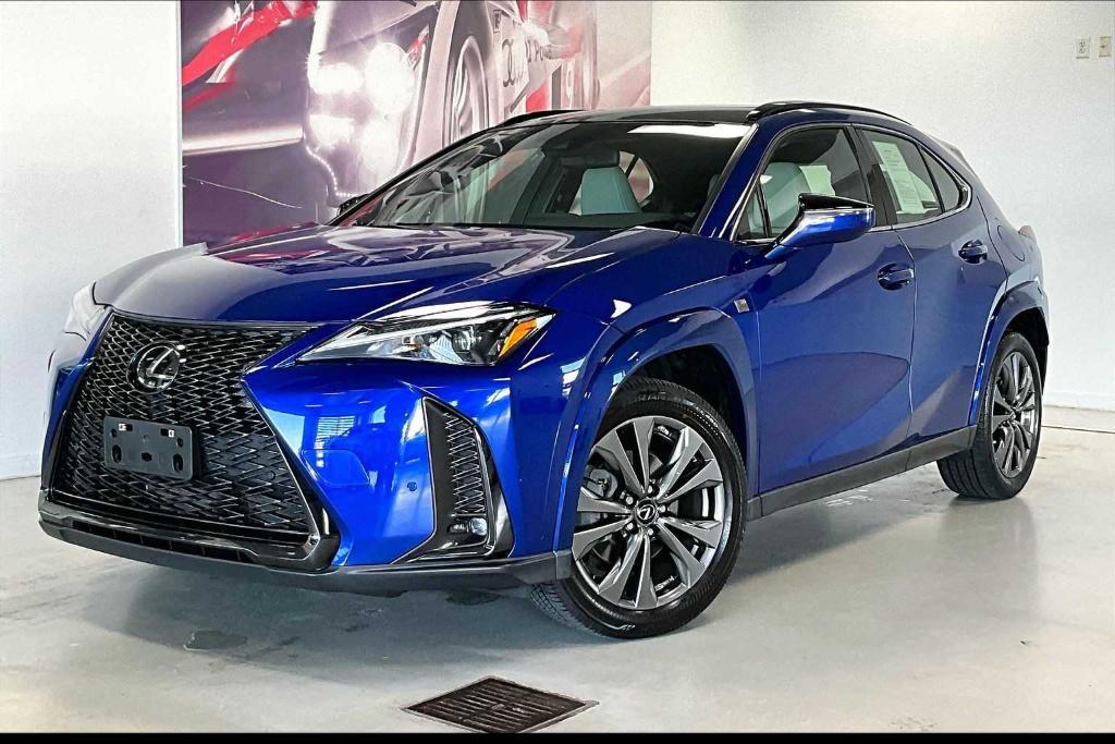 Lexus UX 2023