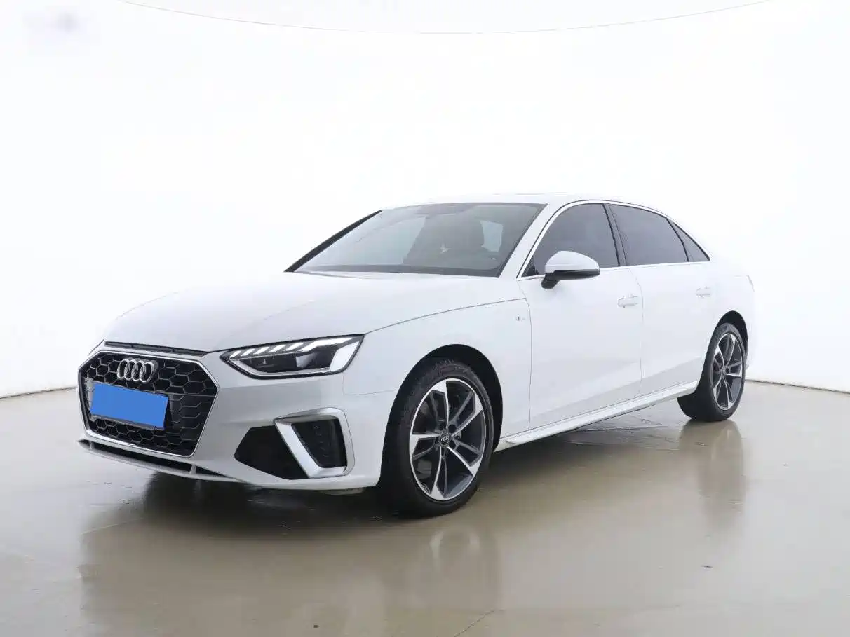 Audi A4 2023