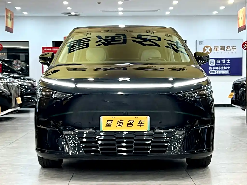 Xpeng X9 2024