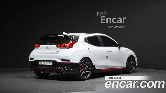 Hyundai Veloster 2021