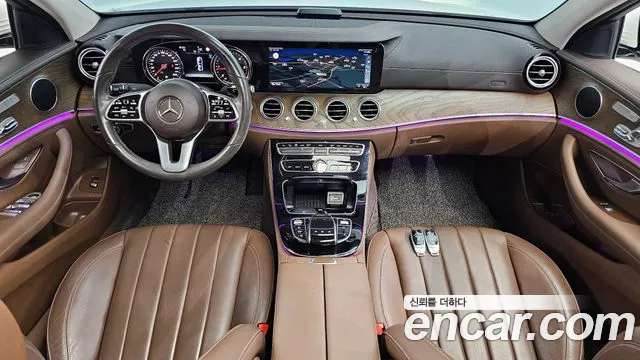 Mercedes-Benz E-Класс 2020