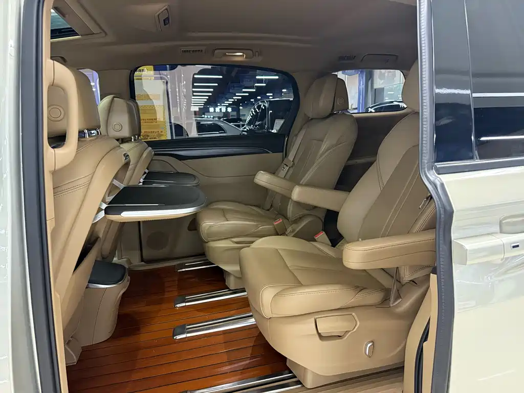 Buick GL8 2021