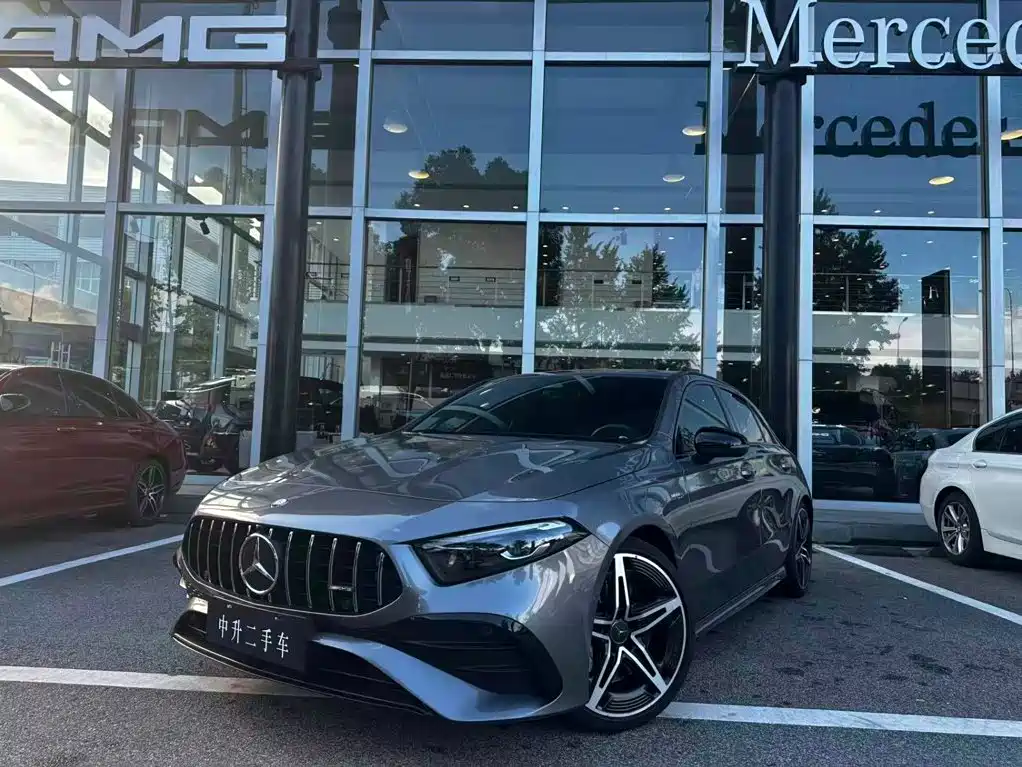 Mercedes-Benz A-Класс 2024