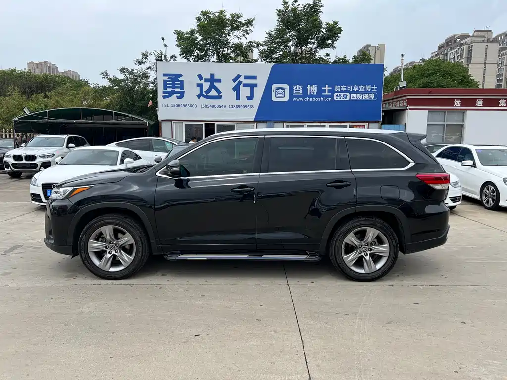 Toyota Highlander 2020