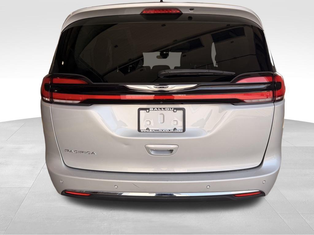 Chrysler Pacifica 2024