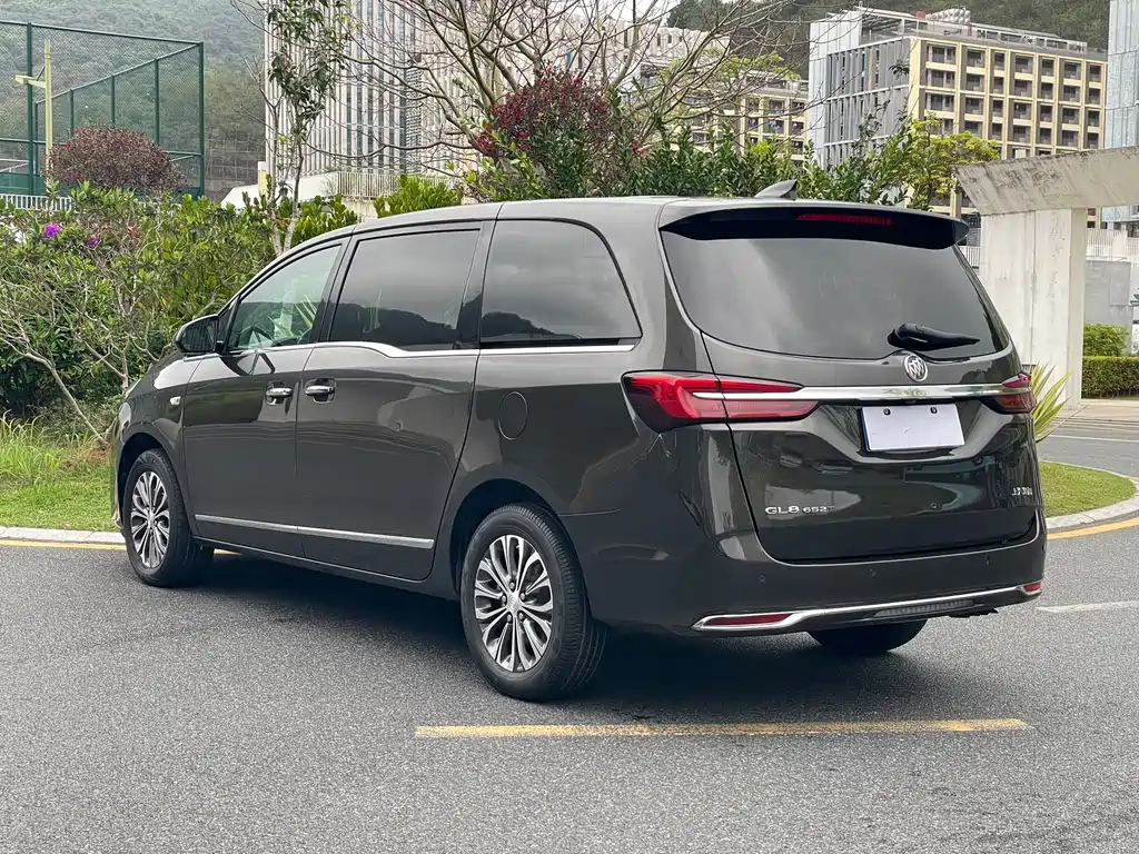 Buick GL8 2022