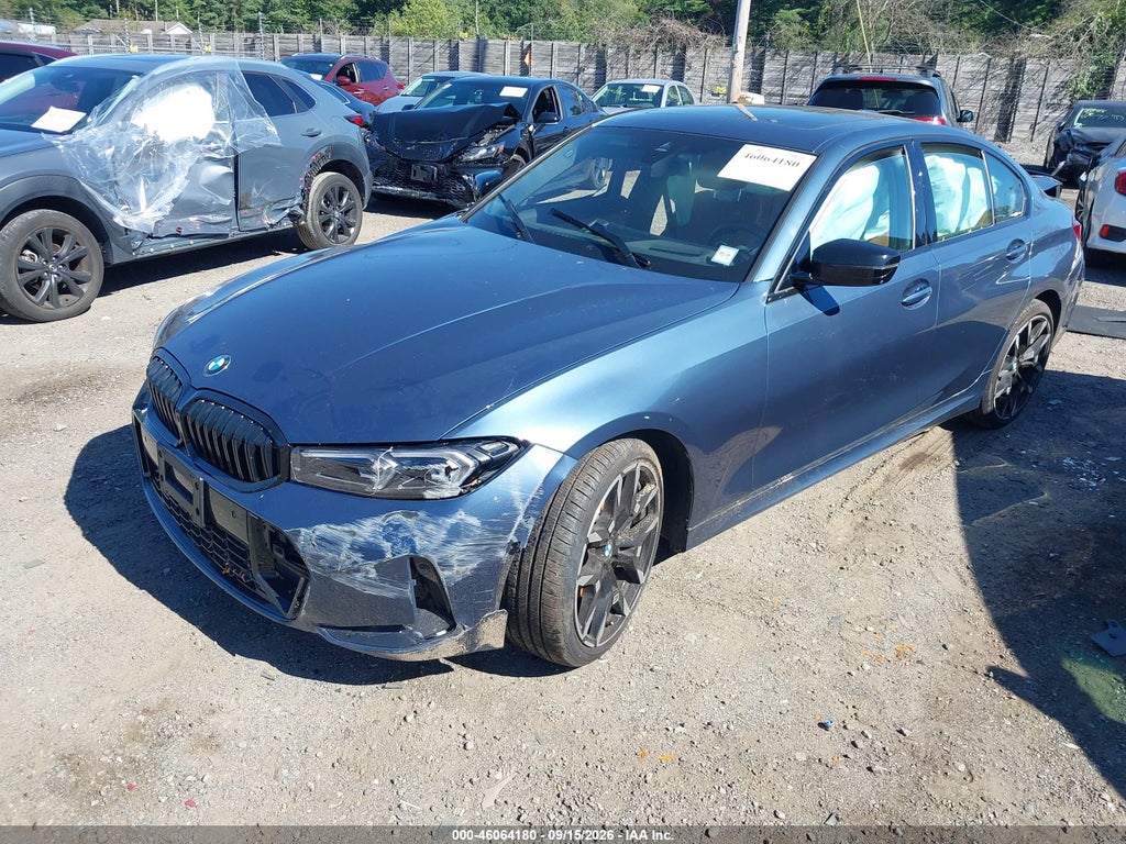 BMW 330 2025
