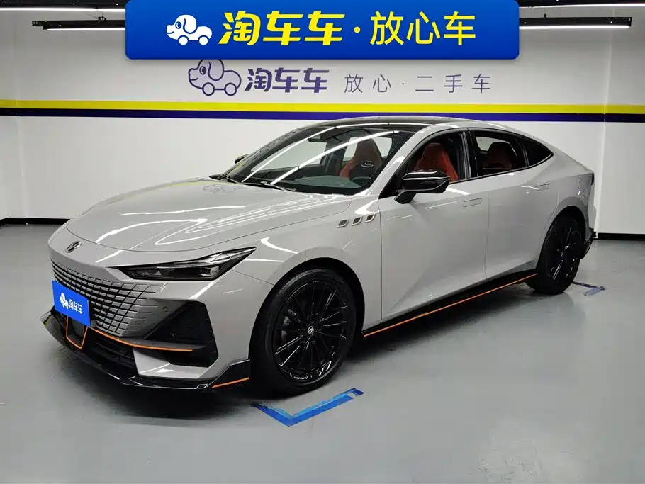 Changan UNI-V 2024