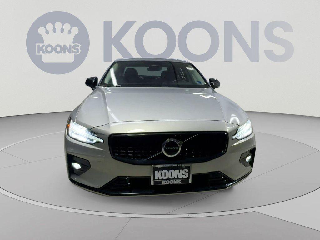 Volvo S60 2024