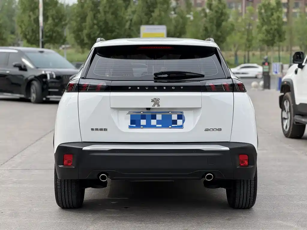 Peugeot 2008 2023