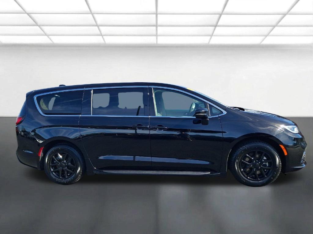 Chrysler Pacifica 2024