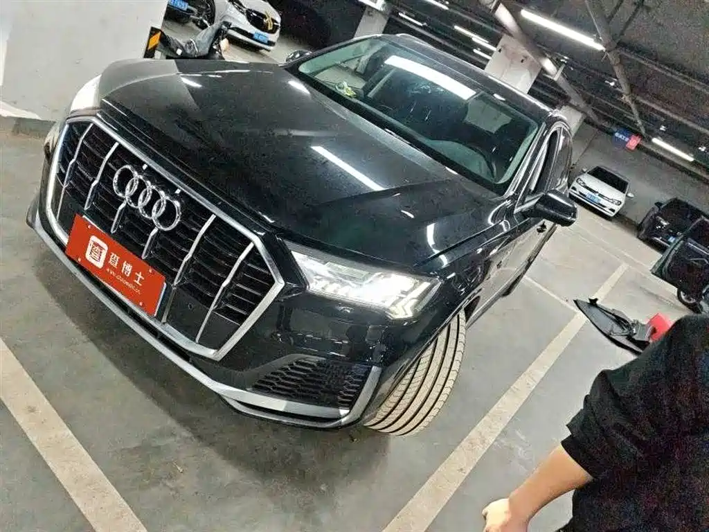 Audi Q7 2024