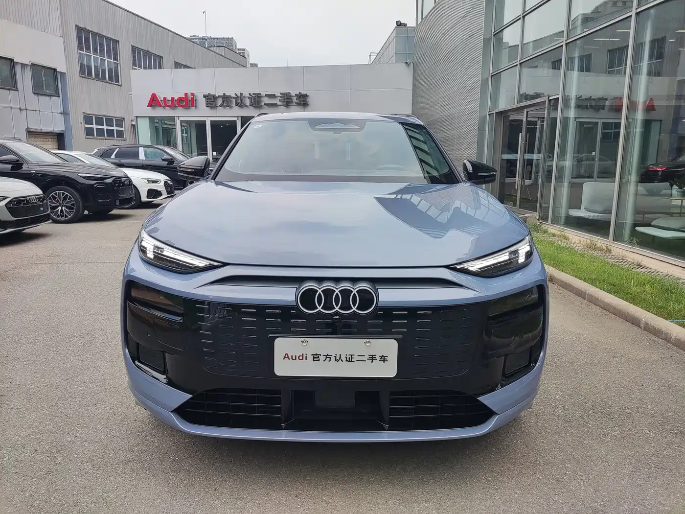 Audi e-tron 2025