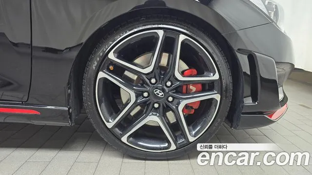 Hyundai Veloster 2020