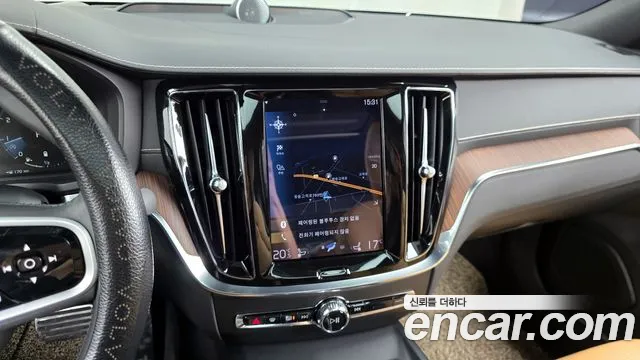 Volvo S60 2021