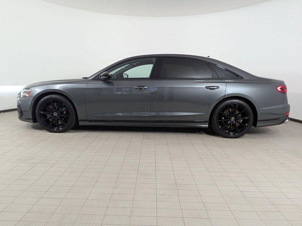 Audi S8 2023