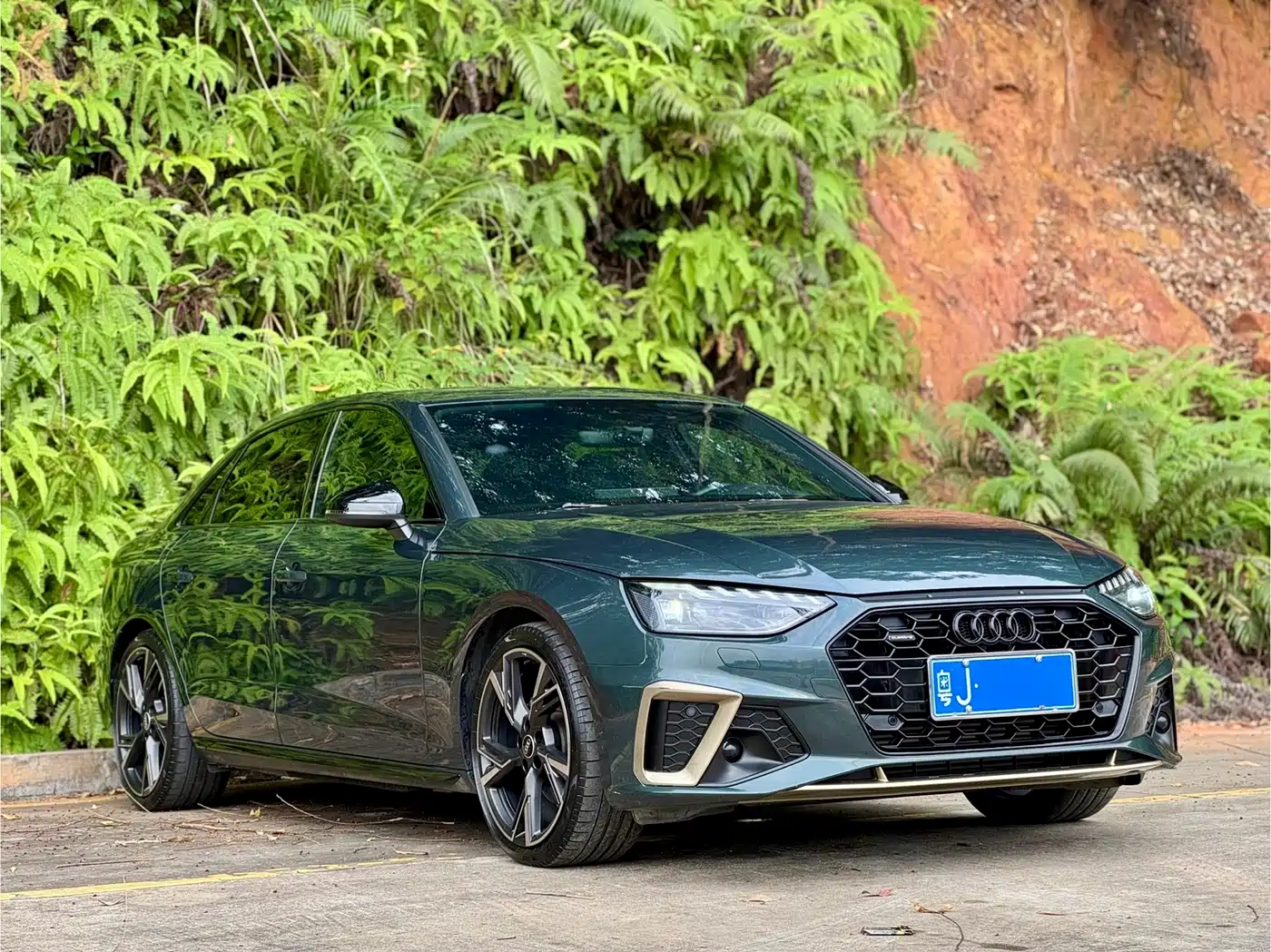 Audi A4 2024