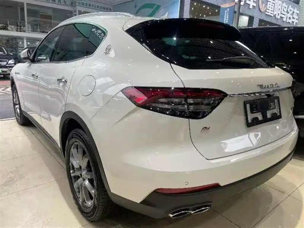 Maserati Levante 2022