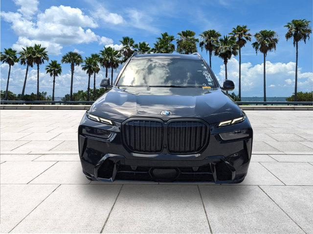 BMW X7 2025