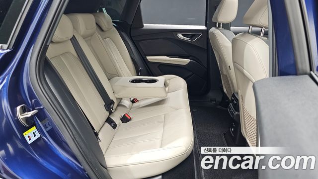Audi Q4 e-tron 2025