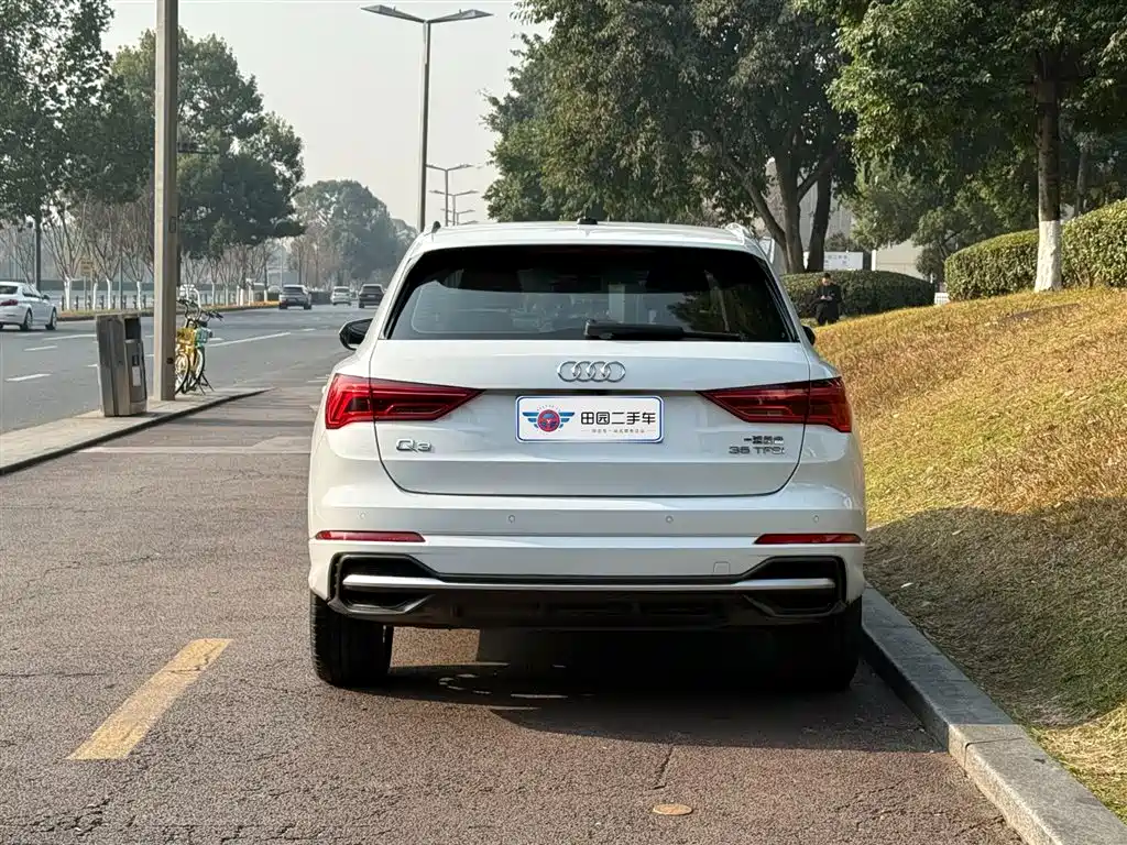 Audi Q3 2021