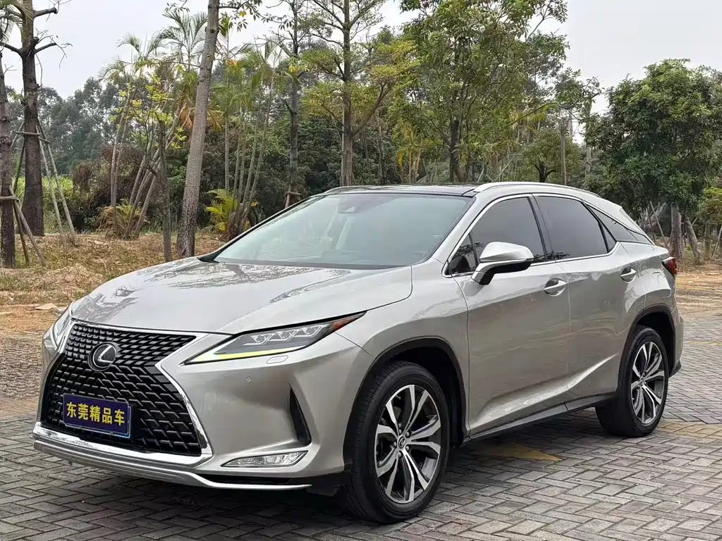 Lexus RX 2020
